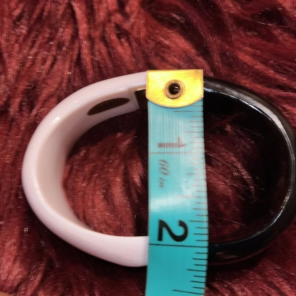 Black and white Vennerie cuff style chunky  Clamper Bangle Bracelet - Picture 14 of 16